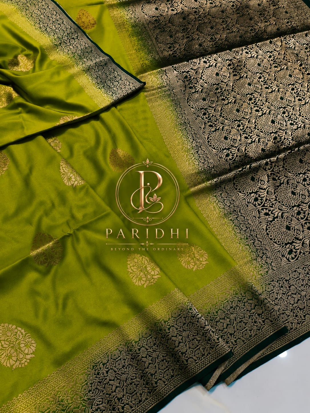 Mehendi green khaddi saree with deep green rich pallu